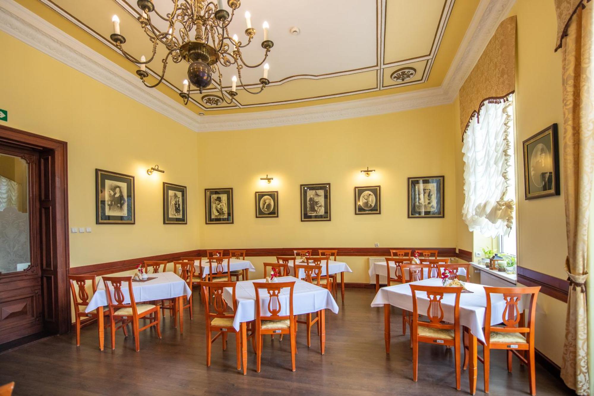 Zdroj Wojciech Aparthotel Ladek-Zdroj Exterior photo